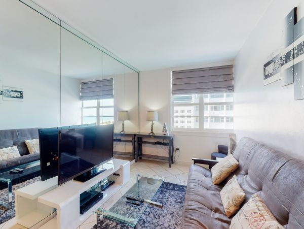 Miami Beach Condo 956227