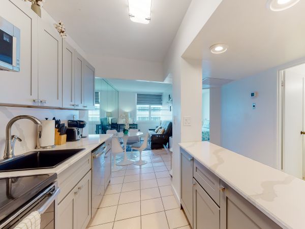 Miami Beach Condo 956227