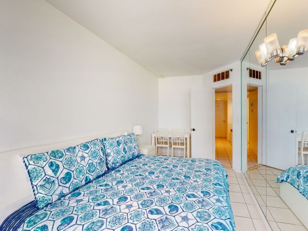 Miami Beach Condo 956227
