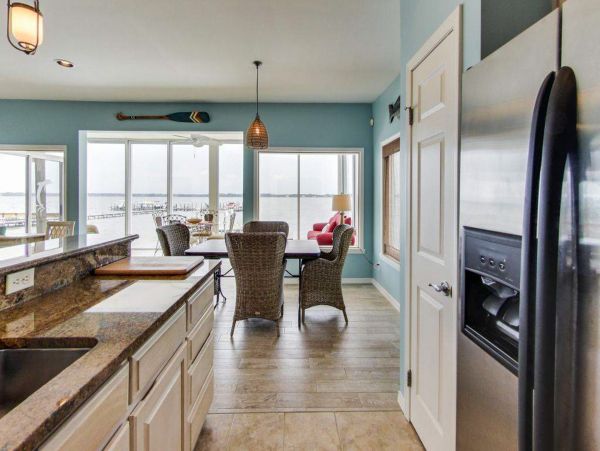 Five Bedroom Vacation Home in Navarre Beach Close to Beach