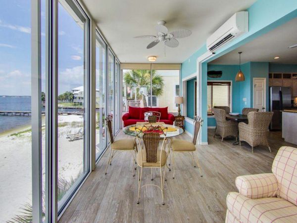 Five Bedroom Vacation Home in Navarre Beach Close to Beach