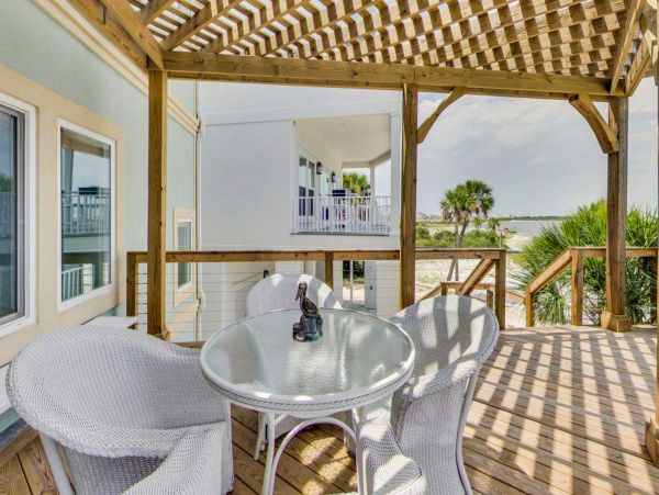 Five Bedroom Vacation Home in Navarre Beach Close to Beach