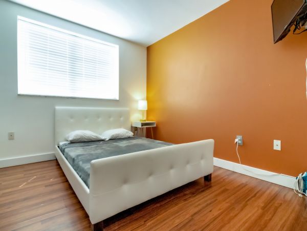 Miami Beach Condo 956276