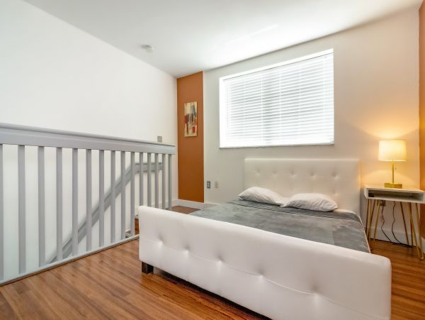 Miami Beach Condo 956276