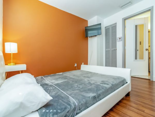 Miami Beach Condo 956276