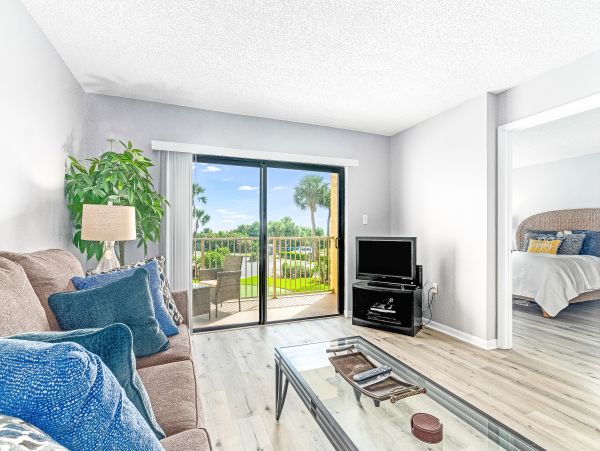 Cocoa Beach Condo 956280