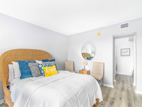Cocoa Beach Condo 956280