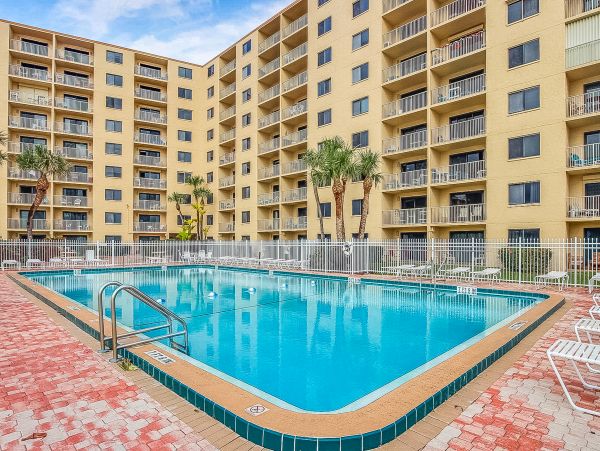 Cocoa Beach Condo 956280