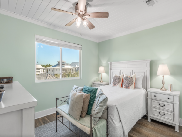 Gulf Front Corner 3 Bedroom Unit Ocean Views