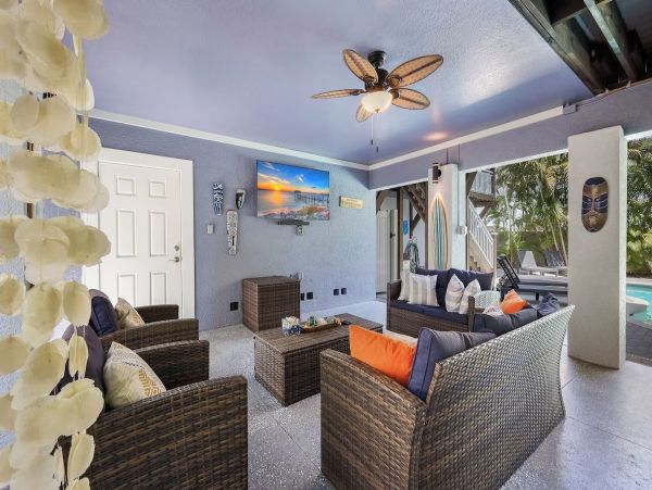 Luxury 5 Bedroom Anna Maria Vacation Pool Home