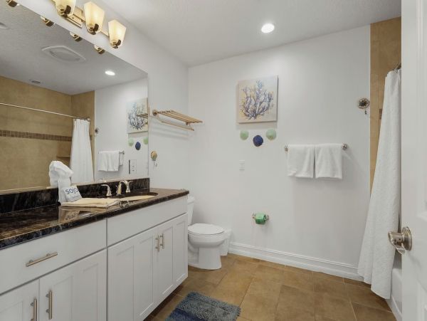 Luxury 5 Bedroom Anna Maria Vacation Pool Home