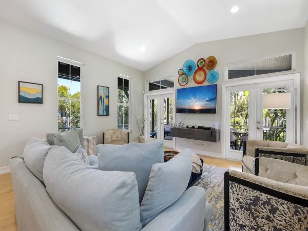 Luxury 5 Bedroom Anna Maria Vacation Pool Home
