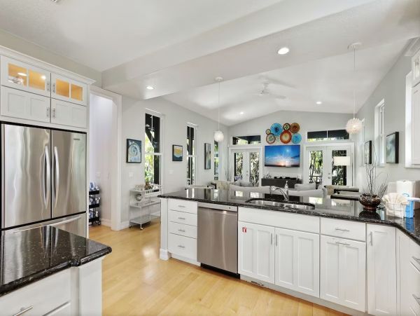 Luxury 5 Bedroom Anna Maria Vacation Pool Home