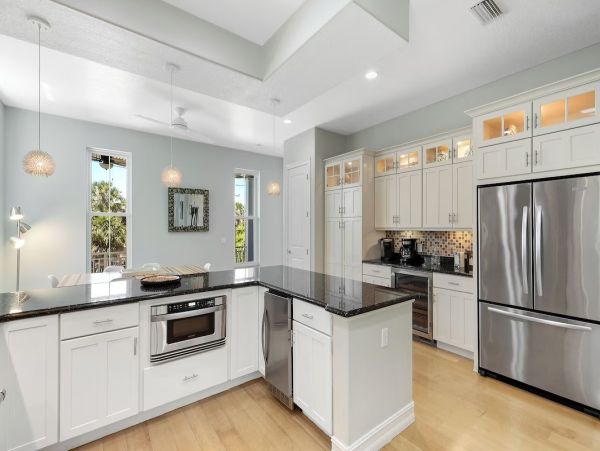 Luxury 5 Bedroom Anna Maria Vacation Pool Home