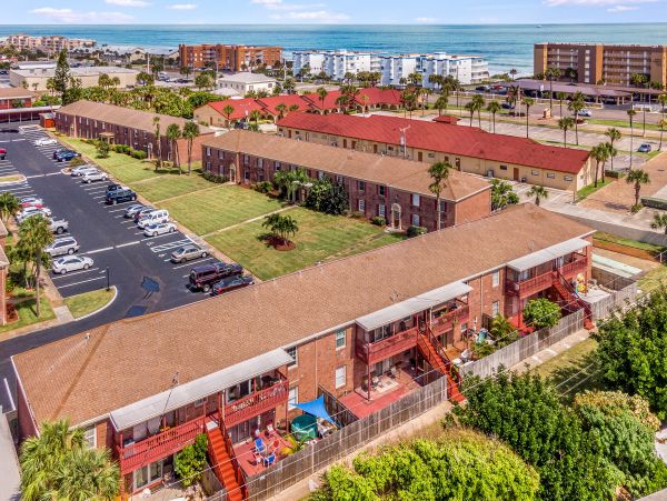 Cocoa Beach Condo 956315