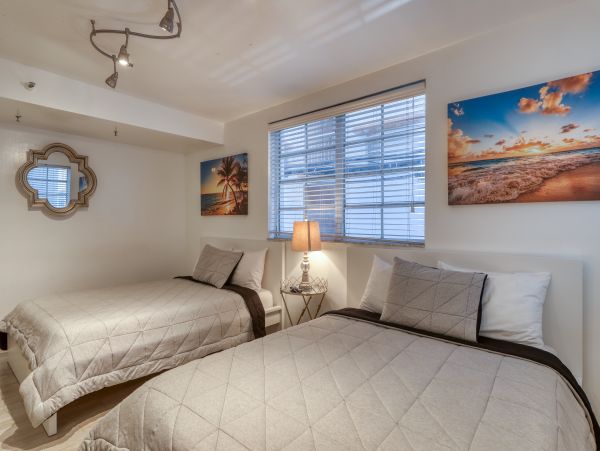 Miami Beach Condo 956322