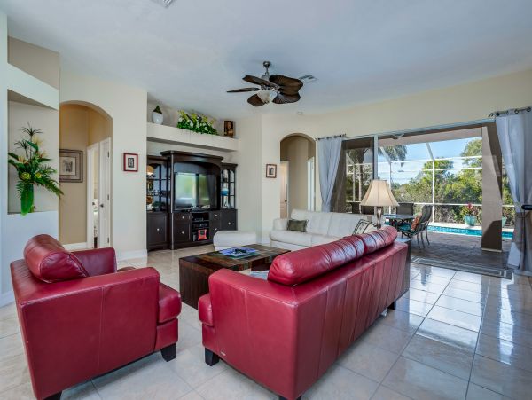Cape Coral Home 956345