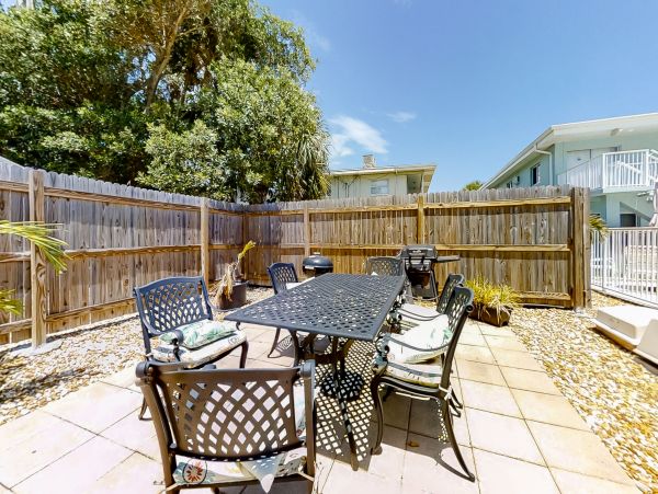 Cocoa Beach Condo 956368