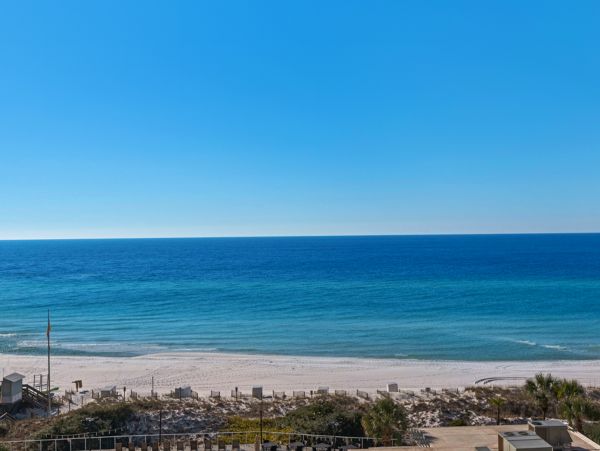 Gulf Views Miramar Vacation Condo Three Bedrooms Sleeps 8