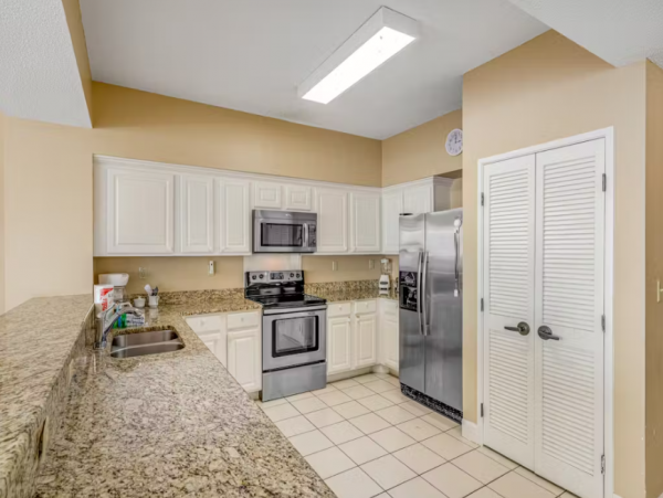 Gulf Views Miramar Vacation Condo Three Bedrooms Sleeps 8
