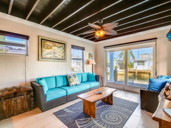 Canal-Front 3 Bedroom Vacation Home with Pool in Great Marathon!
