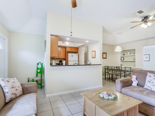 NAPLES 3 BEDROOM COTTAGE