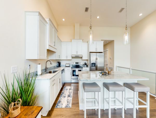 Four Bedroom Home Walk to Beach in Okaloosa Island