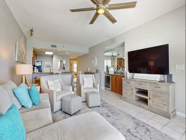 Destin Beach Front Vacation Condo Pool Updated Interior