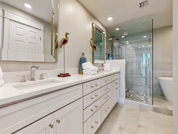Destin Beach Front Vacation Condo Pool Updated Interior
