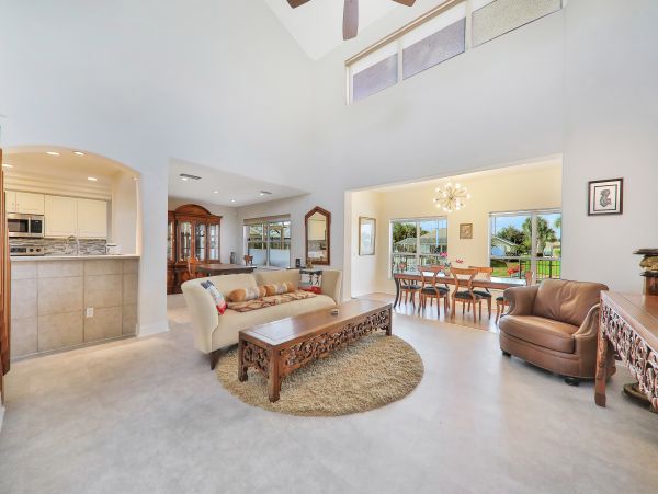 Palm Coast Home 956434