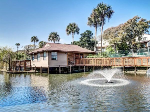 Fernandina Beach Vacation Condo Close to Beach Sleeps 4
