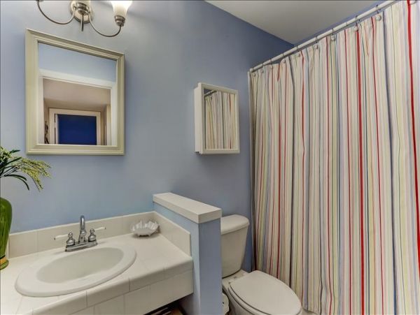Fernandina Beach Vacation Condo Steps to Beach Sleeps 4 Guests