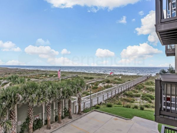 Fernandina Beach Vacation Condo Steps to Beach Sleeps 4 Guests