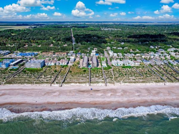 Fernandina Beach Vacation Condo Steps to Beach Sleeps 4 Guests