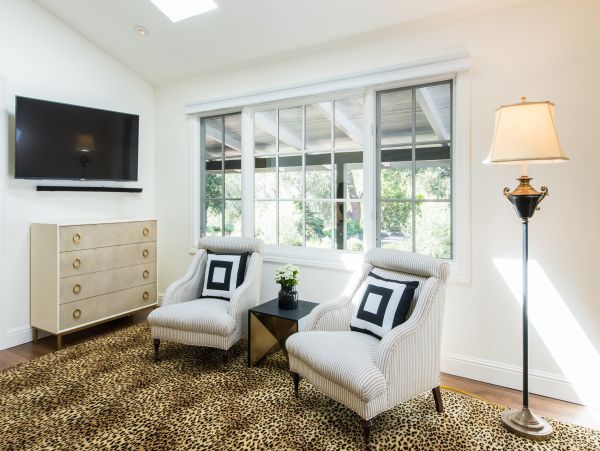 Five Bedroom Sonoma Vacation Pool Villa Sleeps 10 Guests