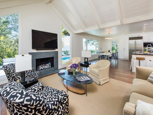Five Bedroom Sonoma Vacation Pool Villa Sleeps 10 Guests