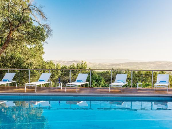 Five Bedroom Sonoma Vacation Pool Villa Sleeps 10 Guests