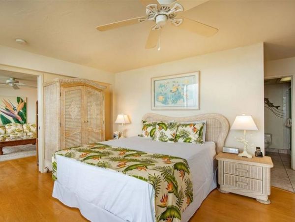 On Beach Kaanapali Vacation Penthouse Two Bedroom