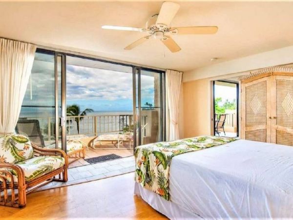 On Beach Kaanapali Vacation Penthouse Two Bedroom