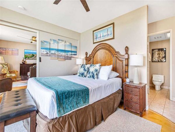 Two Spectacular Side by Side Ocean-Beach Front Penthouses