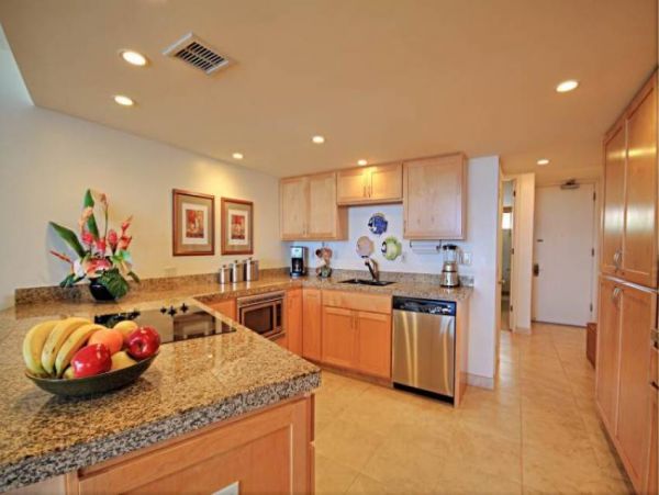 Beachfront Kihei Condo with Resort Privileges