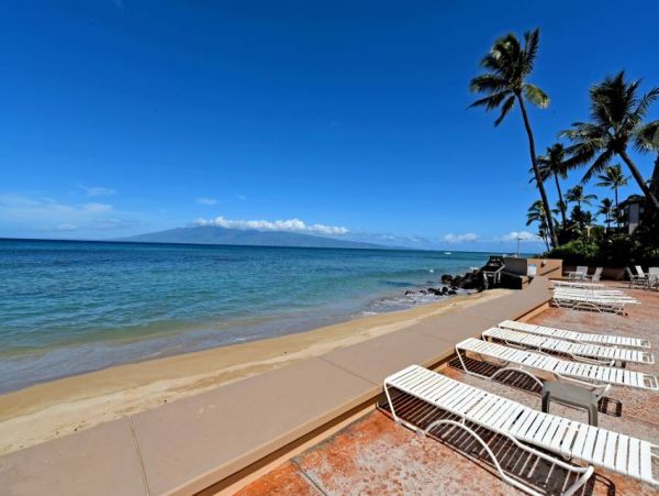 Kaanapali Vacation Condo One Bedroom On Beach