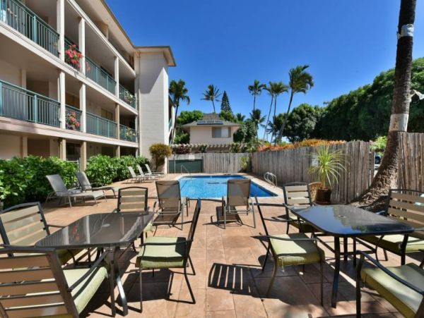 Kaanapali Vacation Condo One Bedroom On Beach