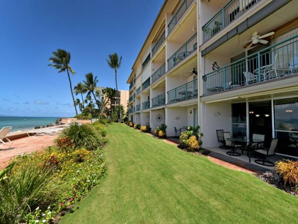Kaanapali Vacation Condo One Bedroom On Beach