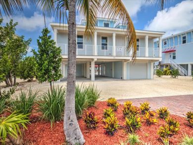 Four Bedroom Marathon Vacation Rental with Pool Sleeps 8 Four Bedroom Marathon Vacation Rental with Pool Sleeps 8