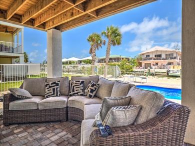 Four Bedroom Marathon Vacation Rental with Pool Sleeps 8 Four Bedroom Marathon Vacation Rental with Pool Sleeps 8