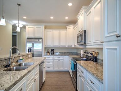 Four Bedroom Marathon Vacation Rental with Pool Sleeps 8 Four Bedroom Marathon Vacation Rental with Pool Sleeps 8
