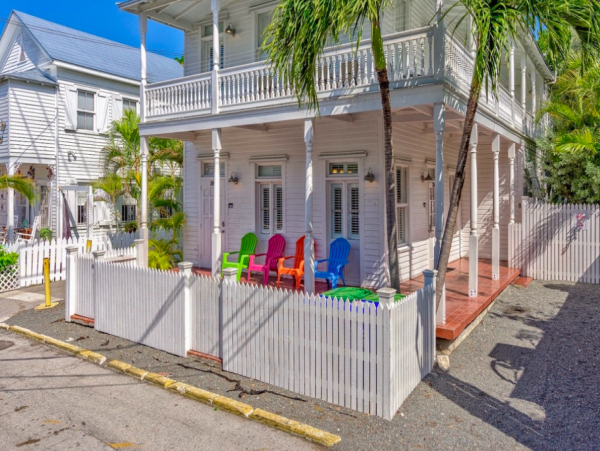 Luxury Key West Vacation Pool Home Sleeps13 Guests