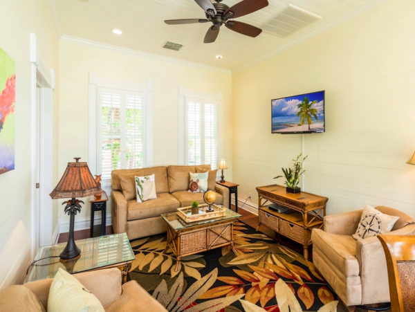 Luxury Key West Vacation Pool Home Sleeps13 Guests