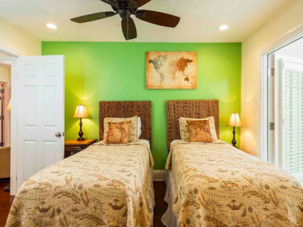Luxury Key West Vacation Pool Home Sleeps13 Guests